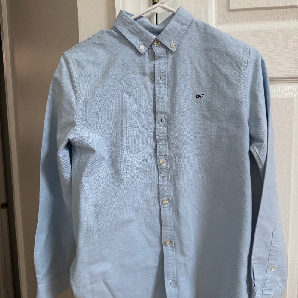 Vineyard Vines blue Oxford button down
